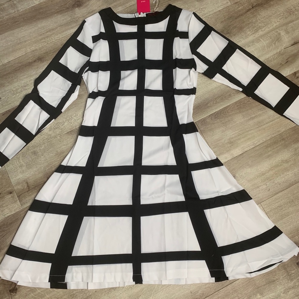 Women’s dress Size M